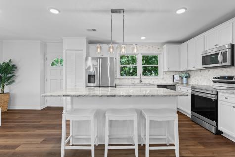 7299 Commodore Road Hollywood SC 29449