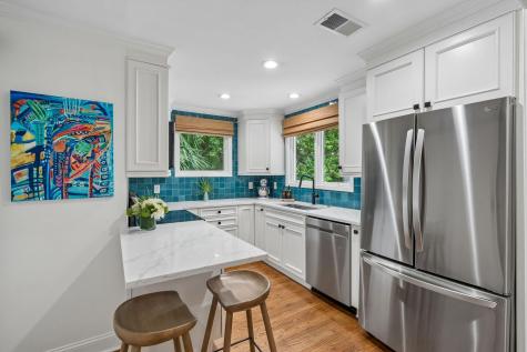 28 Twin Oaks Lane Isle Of Palms SC 29451