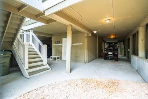 28 Twin Oaks Lane Isle Of Palms SC 29451