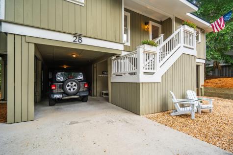 28 Twin Oaks Lane Isle Of Palms SC 29451
