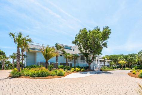 28 Twin Oaks Lane Isle Of Palms SC 29451