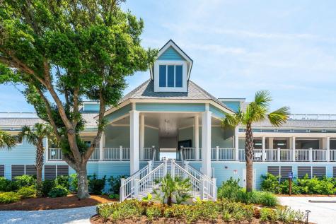 28 Twin Oaks Lane Isle Of Palms SC 29451