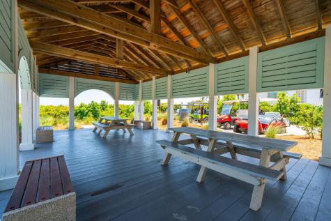 28 Twin Oaks Lane Isle Of Palms SC 29451
