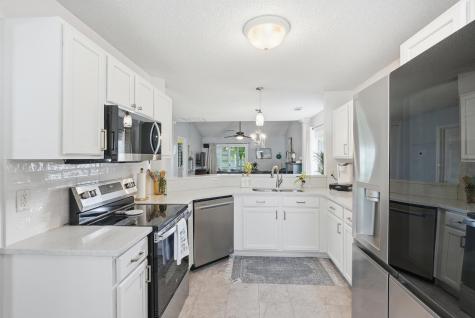 7331 Suncatcher Drive Hanahan SC 29410