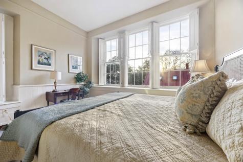 67 Legare Charleston SC 29401