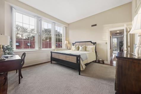 67 Legare Charleston SC 29401