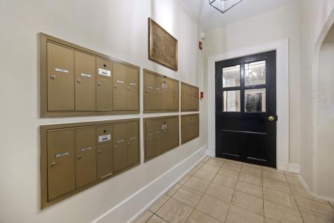 67 Legare Charleston SC 29401