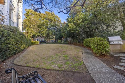 67 Legare Charleston SC 29401