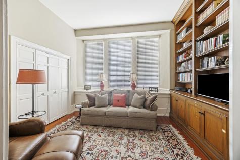 67 Legare Charleston SC 29401