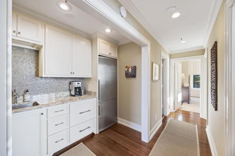 67 Legare Charleston SC 29401