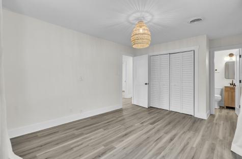 818 W Madison Avenue Charleston SC 29412