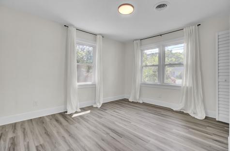 818 W Madison Avenue Charleston SC 29412