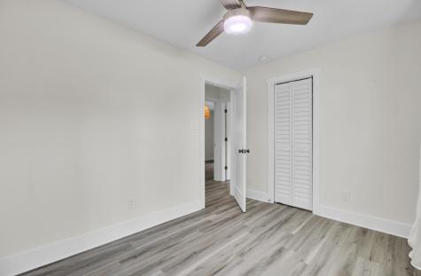 818 W Madison Avenue Charleston SC 29412