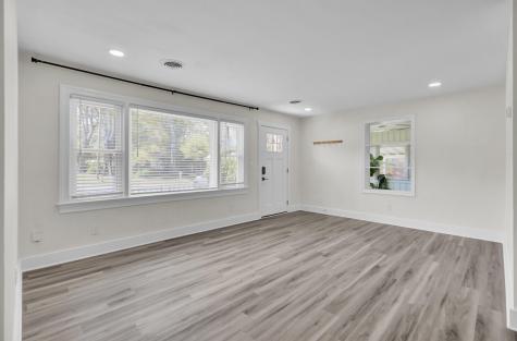 818 W Madison Avenue Charleston SC 29412