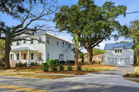 832 Mccants Drive Mount Pleasant SC 29464