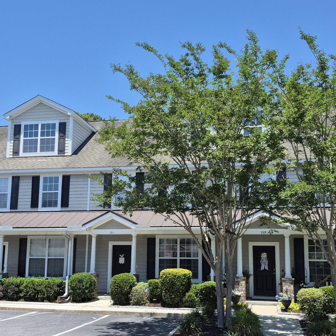 211 Hemingway Circle Summerville SC 29483