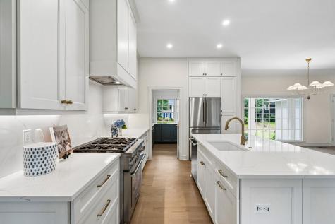 1389 Parkshore Drive Charleston SC 29407