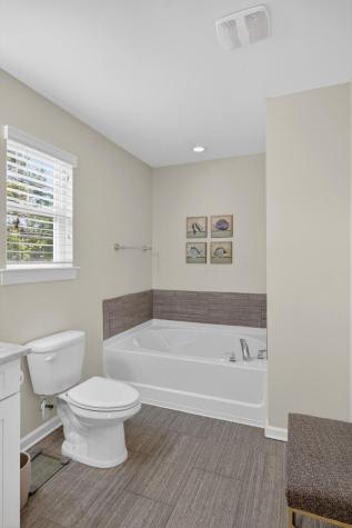 1089 Fort Johnson Road Charleston SC 29412