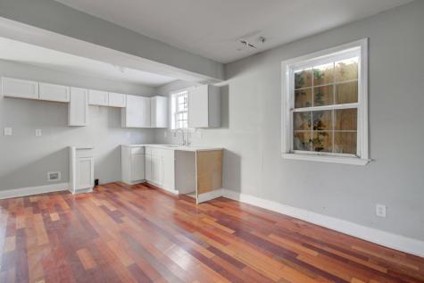 30 Poinsett Street Charleston SC 29403