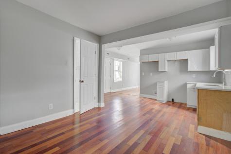 30 Poinsett Street Charleston SC 29403
