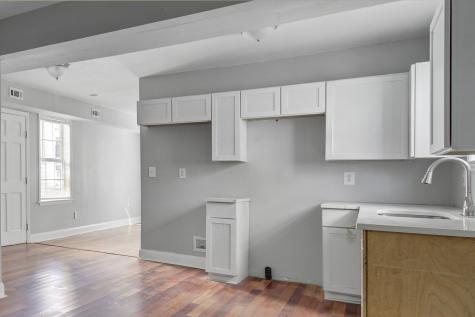30 Poinsett Street Charleston SC 29403
