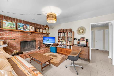 1514 Balsam Street Charleston SC 29407