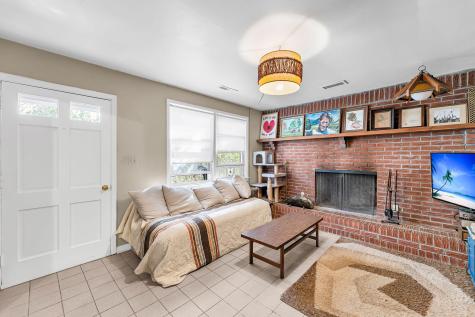 1514 Balsam Street Charleston SC 29407