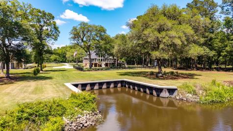 975 Mayfield Street Summerville SC 29485