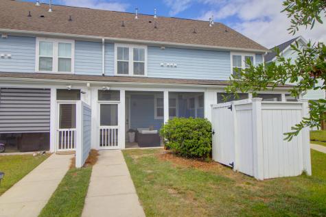 585 Blueway Avenue Summerville SC 29486