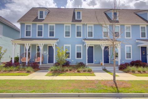 585 Blueway Avenue Summerville SC 29486