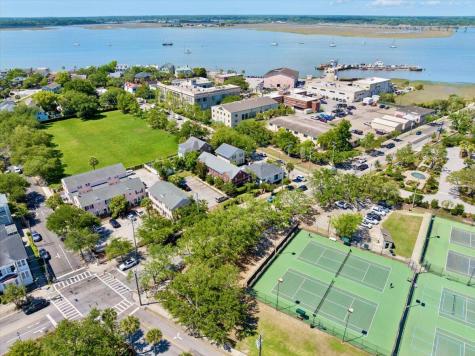 301 Broad Street Charleston SC 29401