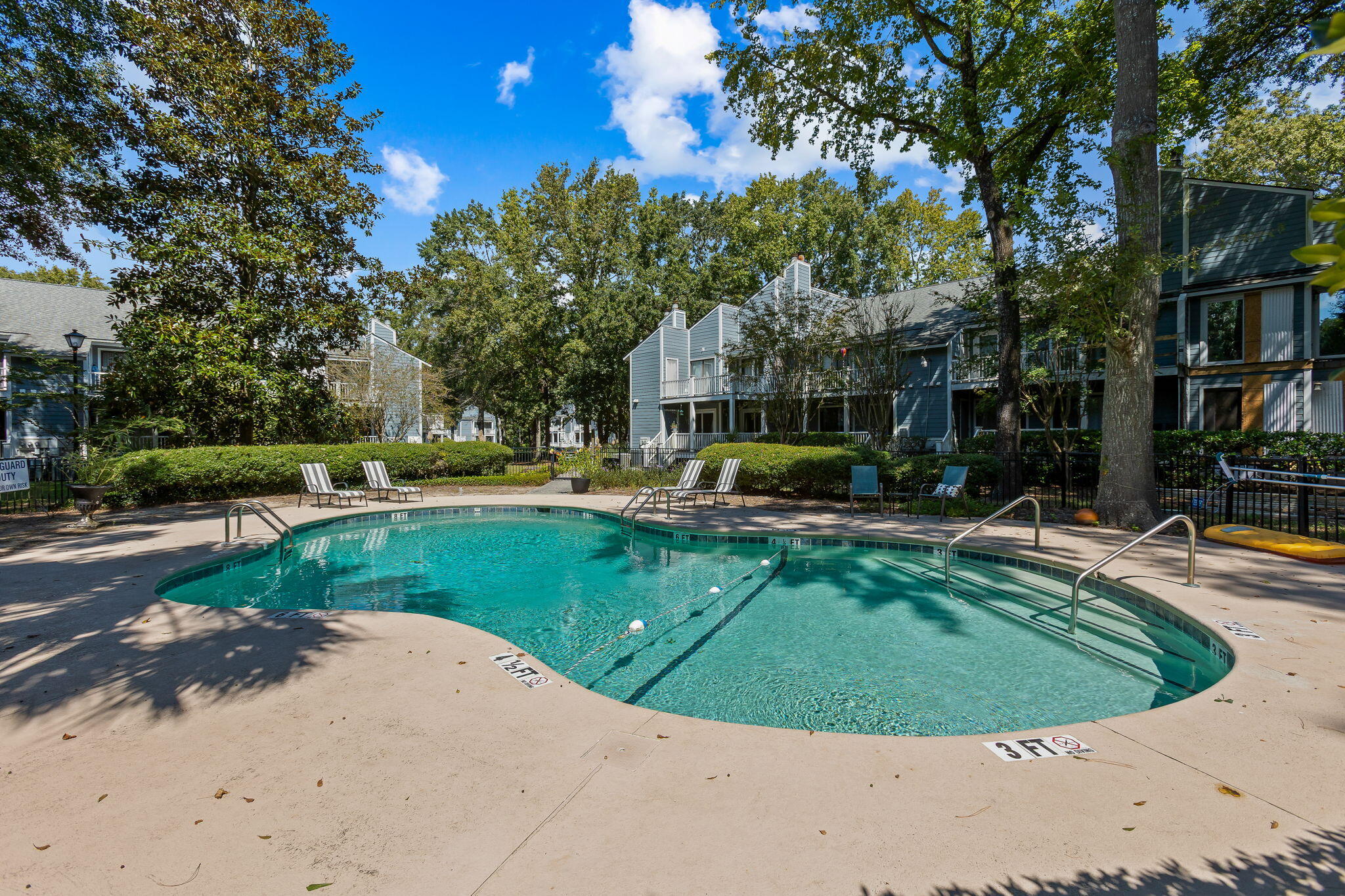1713 Greystone Mount Pleasant SC 29464