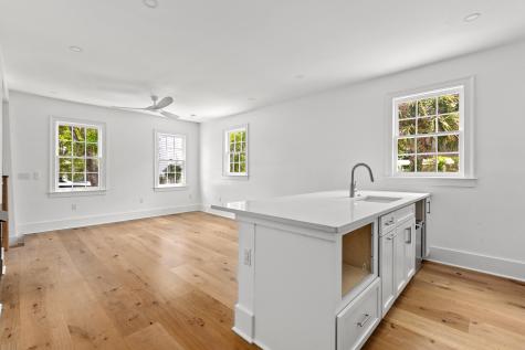 2 Henrietta Street Charleston SC 29403