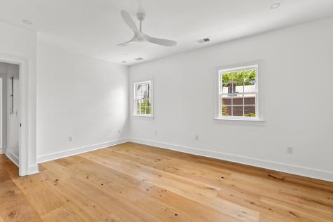 2 Henrietta Street Charleston SC 29403