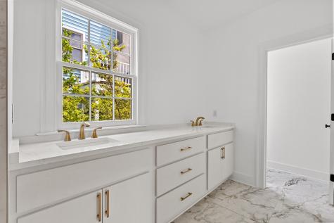 2 Henrietta Street Charleston SC 29403