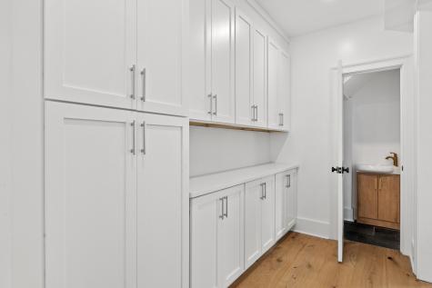 2 Henrietta Street Charleston SC 29403