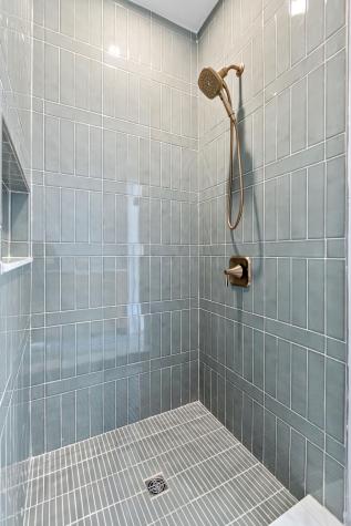 2 Henrietta Street Charleston SC 29403