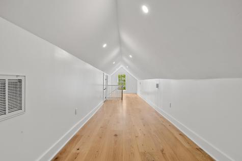 2 Henrietta Street Charleston SC 29403