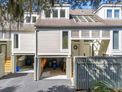 1723 Live Oak Park Seabrook Island SC 29455