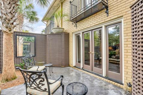 16 Logan Street Charleston SC 29401