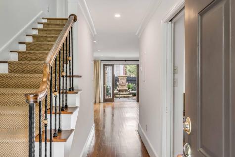 16 Logan Street Charleston SC 29401