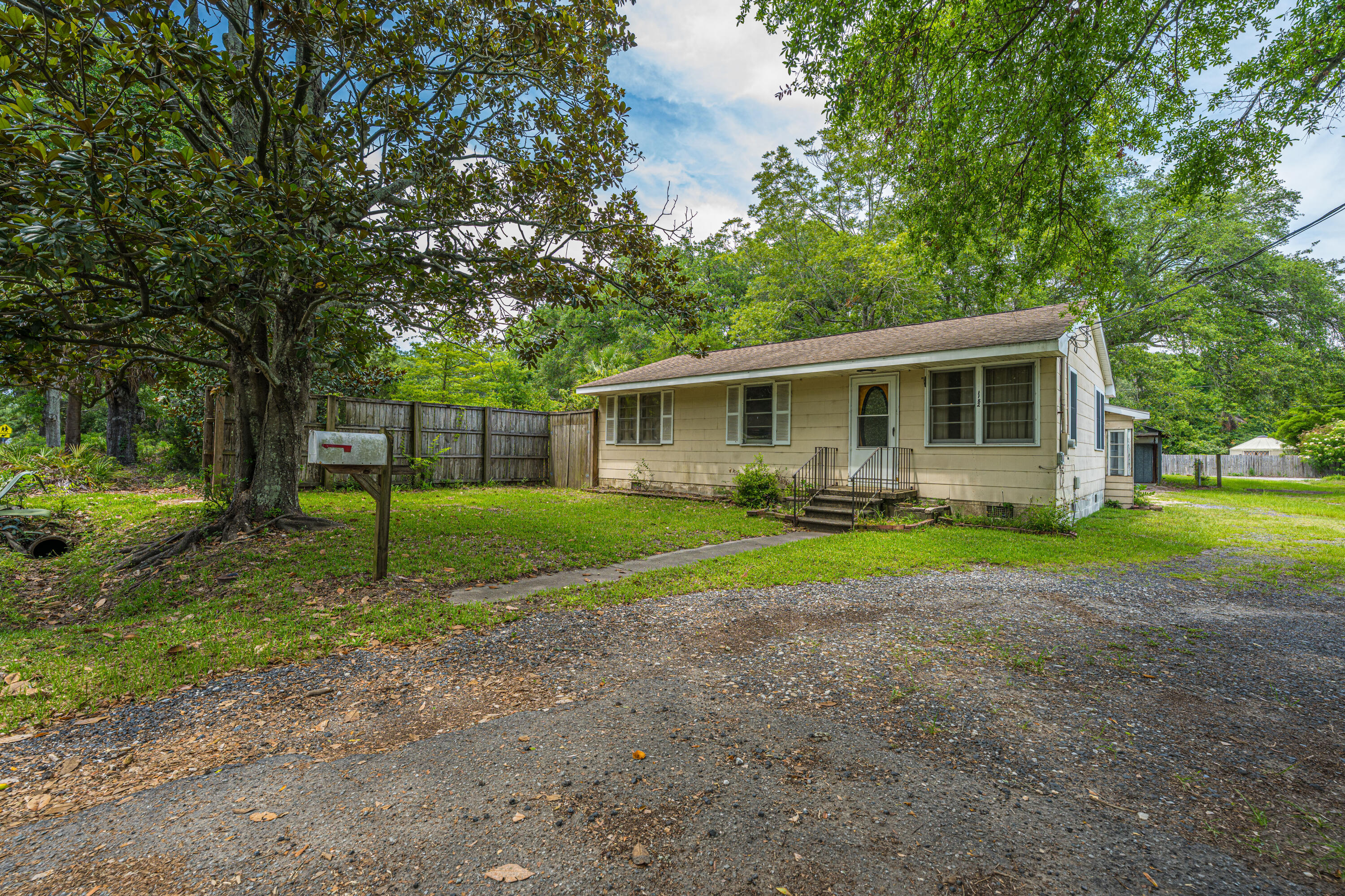 1182 Russell Drive Mount Pleasant SC 29464