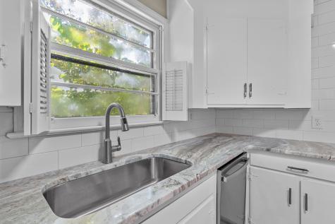 1531 Woodcrest Avenue Charleston SC 29407