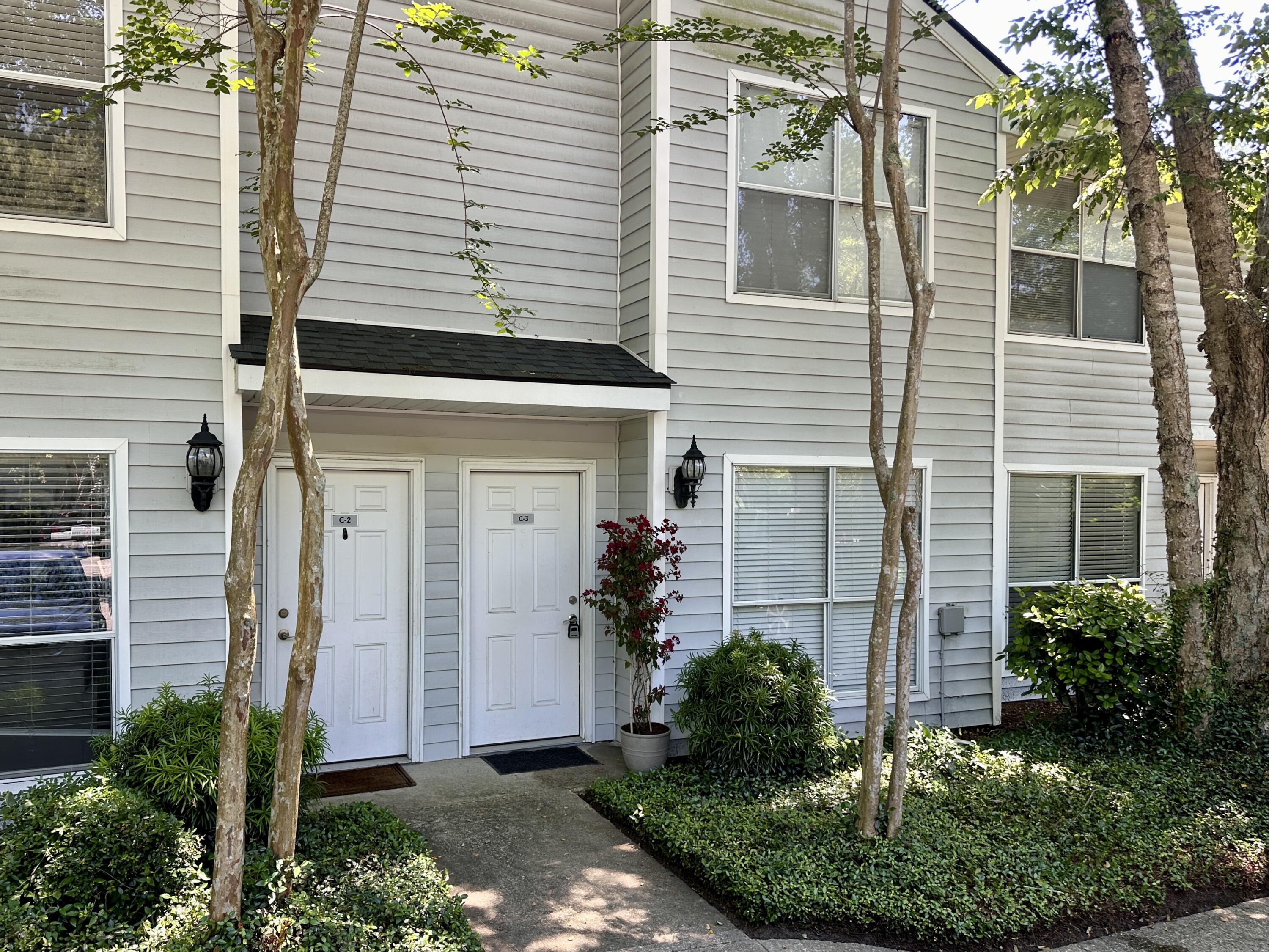 252 Howle Avenue Charleston SC 29412