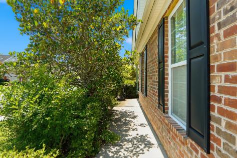 135 Brutus Lane Summerville SC 29485