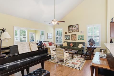 135 Brutus Lane Summerville SC 29485