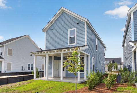 745 Blueway Avenue Summerville SC 29486