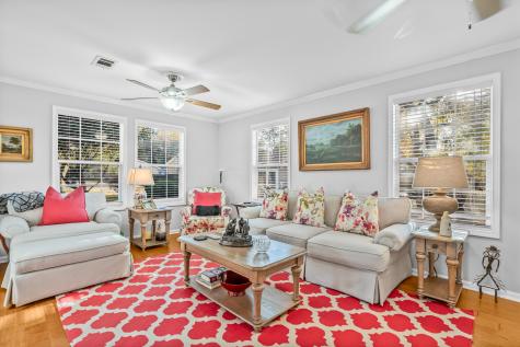 1522 N Avalon Circle Charleston SC 29407