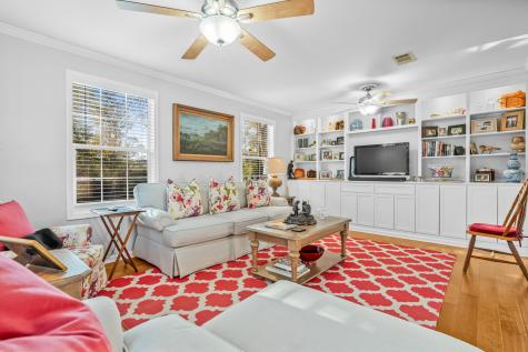 1522 N Avalon Circle Charleston SC 29407
