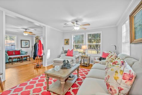 1522 N Avalon Circle Charleston SC 29407